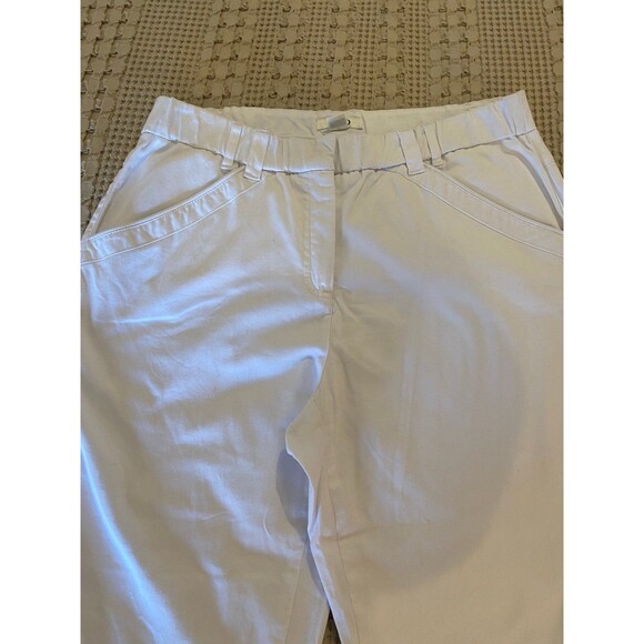 Cato Women’s Activewear White Capris Pants Size 8 With Elastic Waist & Pockets - Picture 2 of 9